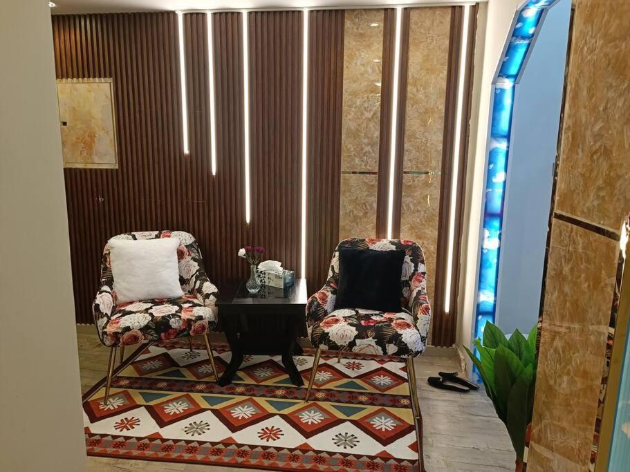 Luxury Two Bedroom شقة فخمة وكبيرة غرفتين Ajman Exterior foto