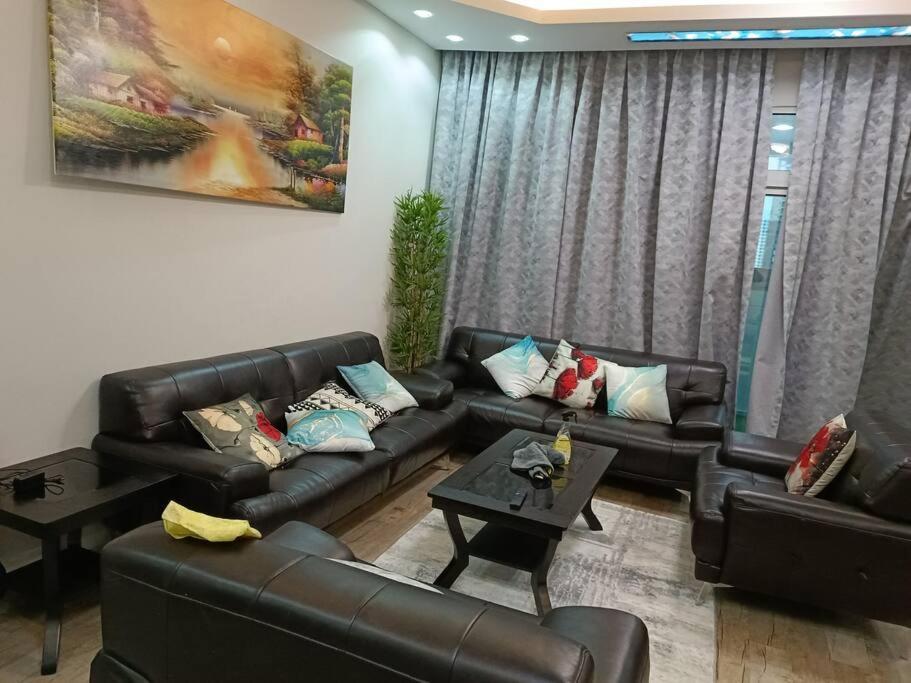 Luxury Two Bedroom شقة فخمة وكبيرة غرفتين Ajman Exterior foto