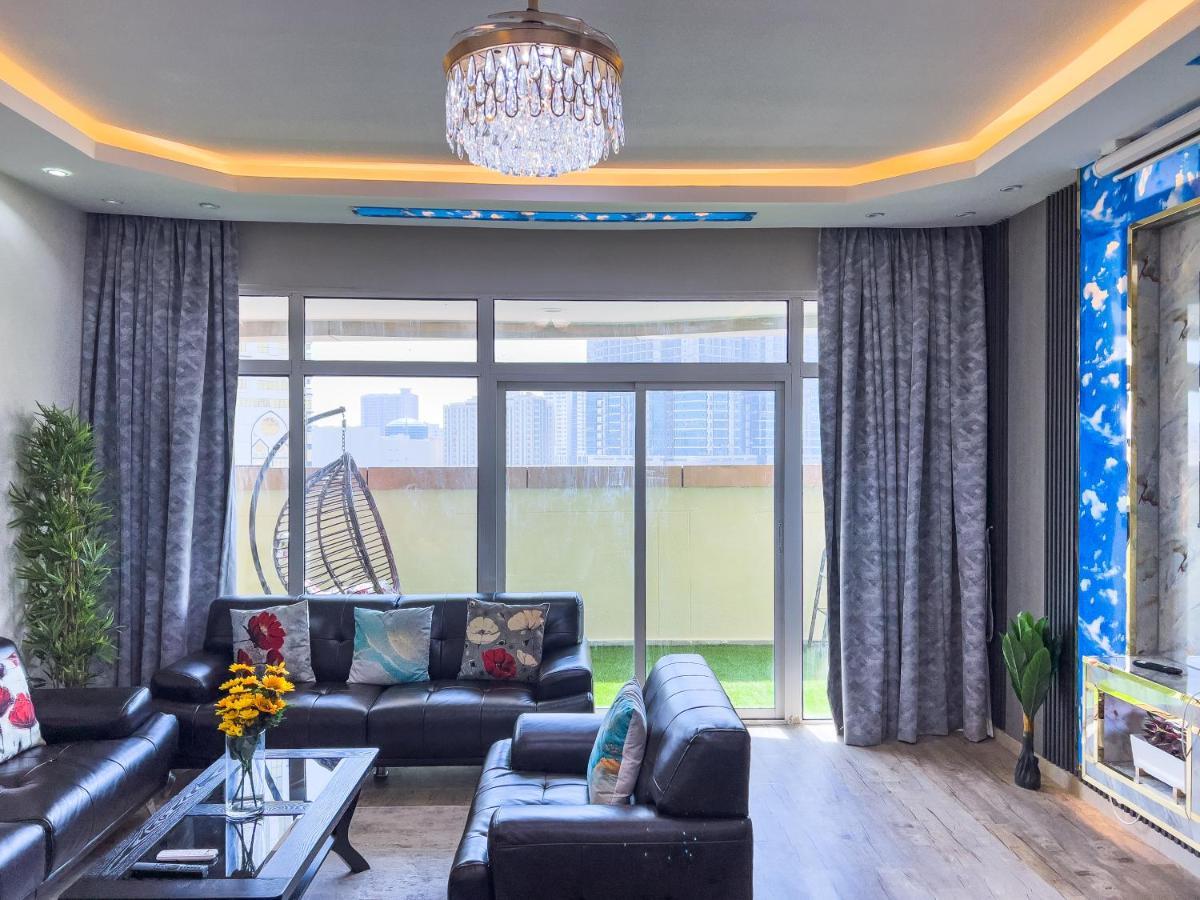 Luxury Two Bedroom شقة فخمة وكبيرة غرفتين Ajman Exterior foto